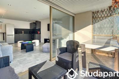 Appartement - 60 m² - 2 pièces