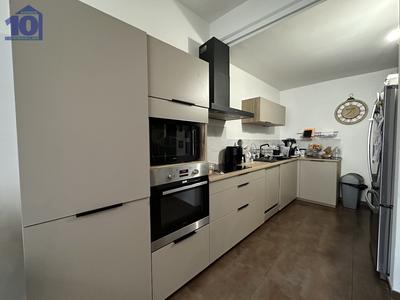 Appartement - 92 m² - 4 pièces