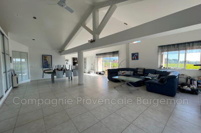 Bastide - 490 m² - 17 pièces