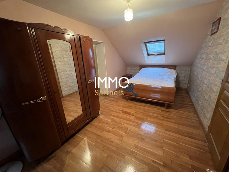 Maison - 183 m² - 11 pièces