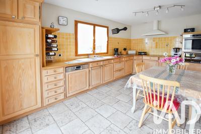 Maison - 180 m² - 6 pièces