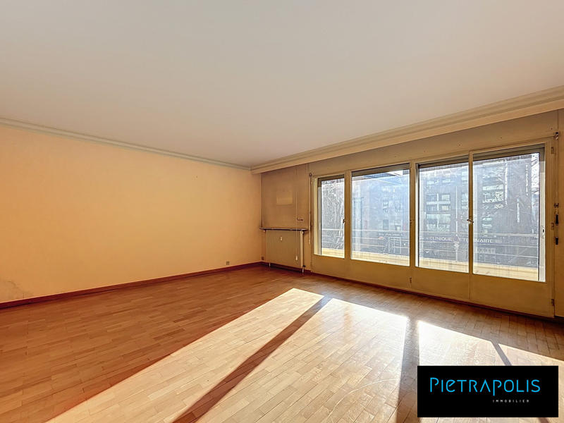 Appartement - 87 m² - 3 pièces