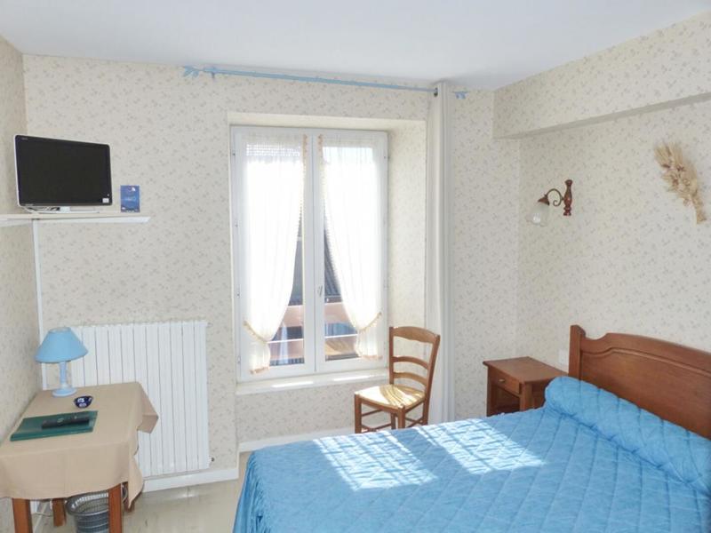 Maison - 200 m² - 13 pièces