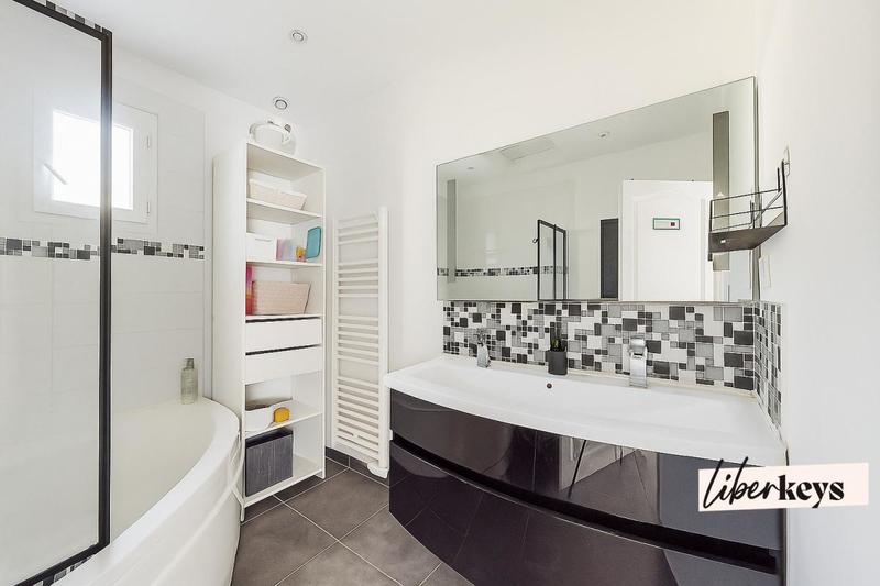 Maison - 115 m² - 5 pièces