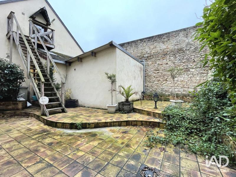 Local commercial - 161 m²