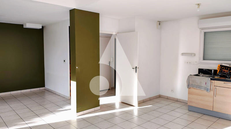 Maison - 92 m² - 5 pièces