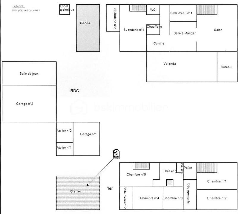 Maison - 270 m² - 12 pièces