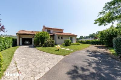 Maison - 170 m² - 5 pièces