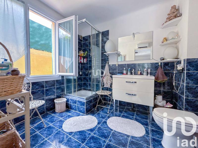 Maison - 184 m² - 7 pièces