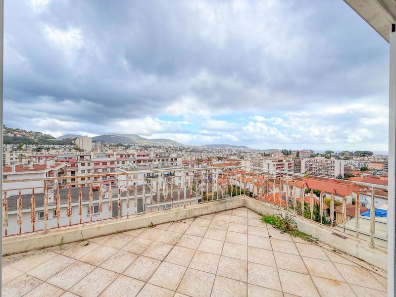 Appartement - 68 m² - 2 pièces