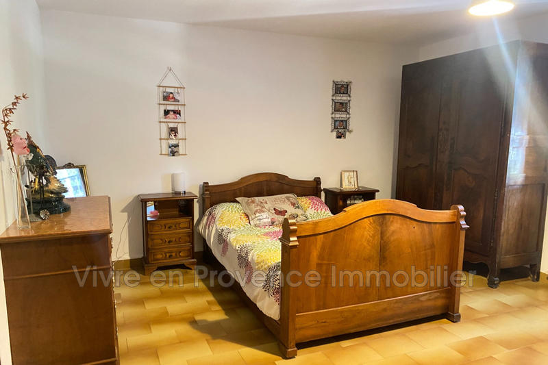 Villa - 180 m² - 5 pièces