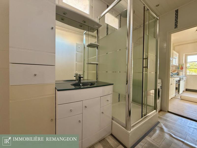 Immeuble - 185 m² - 9 pièces