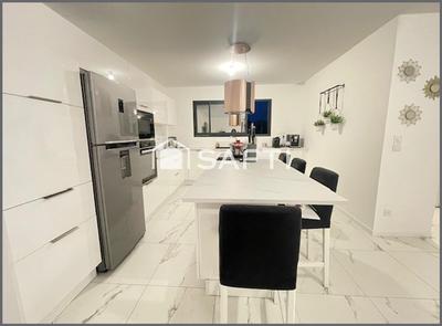 Maison - 120 m² - 4 pièces