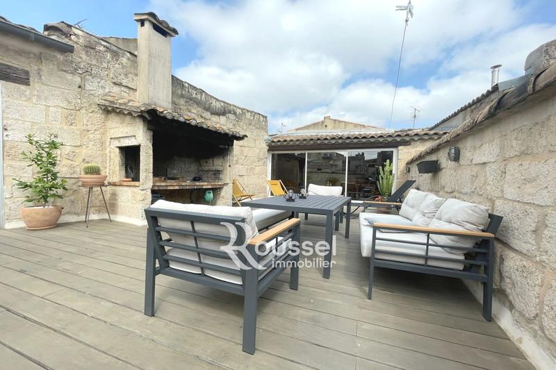 Maison - 274 m² - 10 pièces