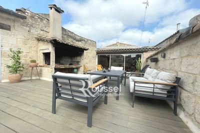 Maison - 274 m² - 10 pièces