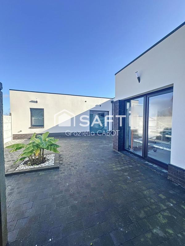 Maison - 200 m² - 5 pièces