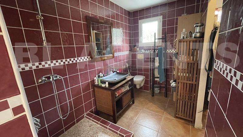 Maison - 136 m² - 7 pièces