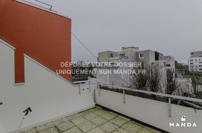 Chambre - 11 m² - 4 pièces