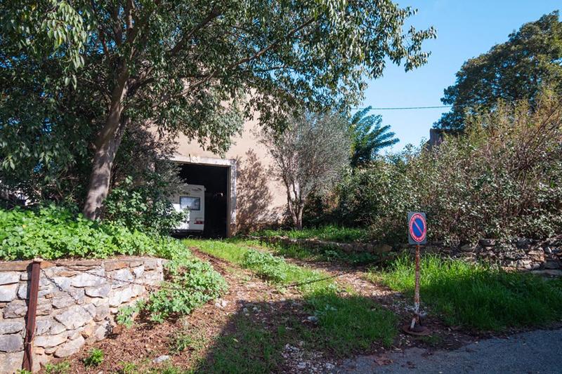 Grange - 150 m² - 1 pièce