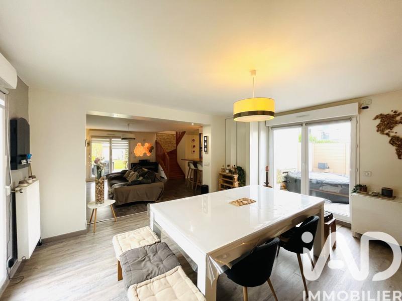 Maison - 141 m² - 7 pièces