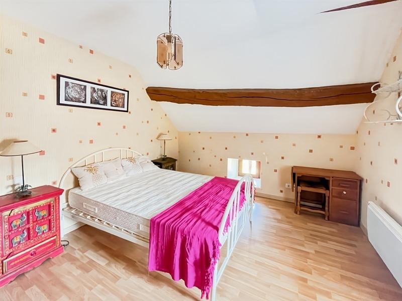 Maison en pierre - 175 m² - 7 pièces