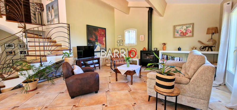 Villa - 180 m² - 6 pièces