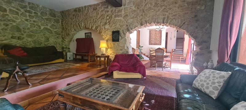 Maison - 274 m² - 10 pièces