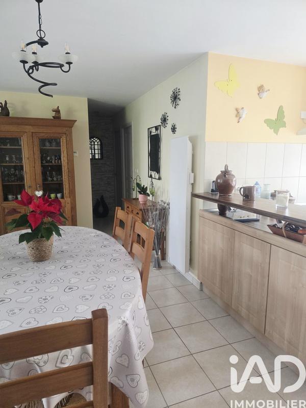 Maison - 81 m² - 5 pièces