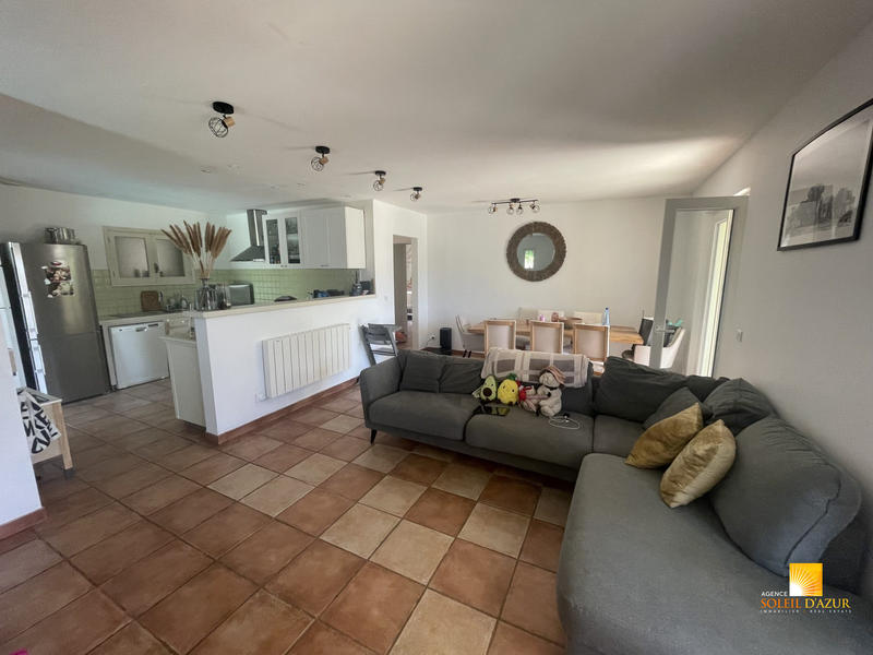 Maison - 106 m² - 5 pièces