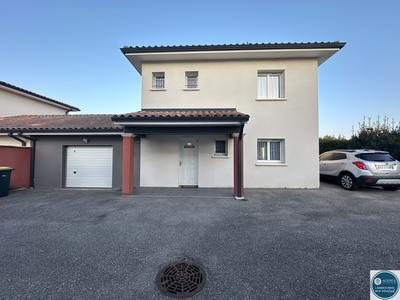 Maison - 100 m² - 5 pièces