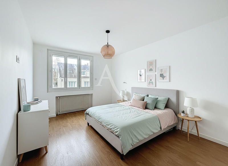 Maison - 150 m² - 8 pièces