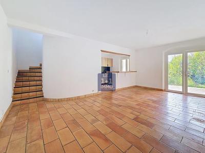 Maison - 71 m² - 3 pièces