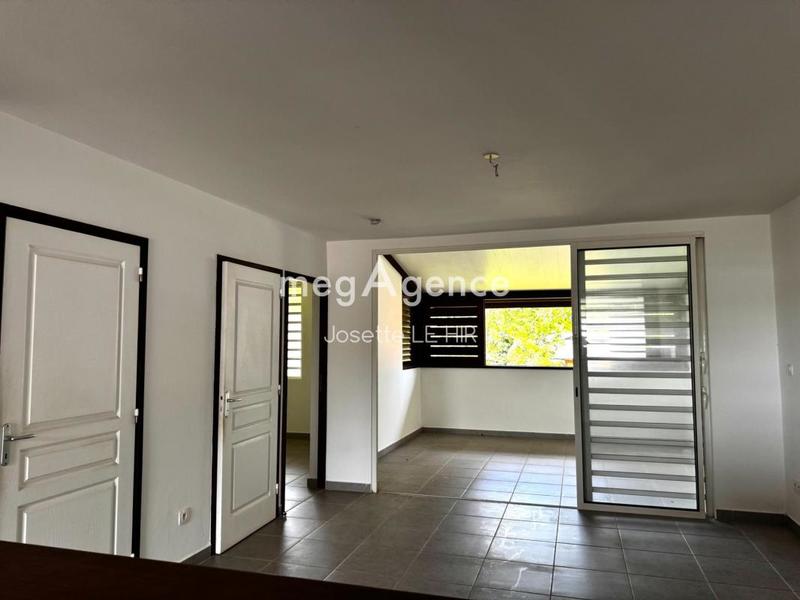 Appartement - 90 m² - 4 pièces