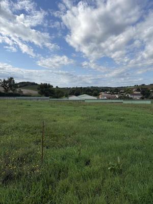 Terrain constructible - 1 089 m²