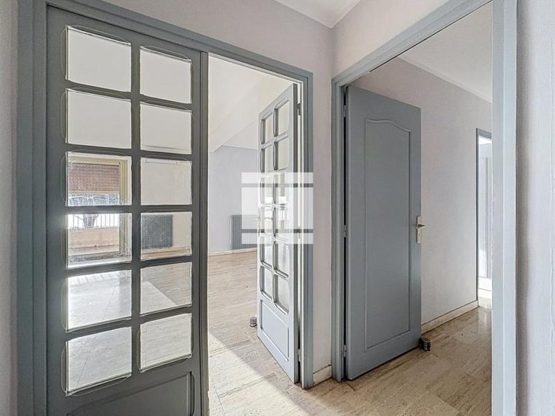 Appartement - 85 m² - 4 pièces