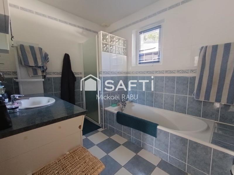 Maison - 169 m² - 6 pièces