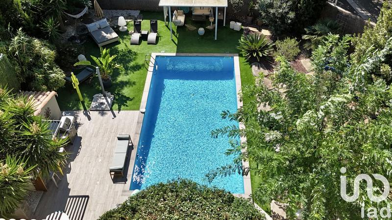 Maison - 185 m² - 6 pièces