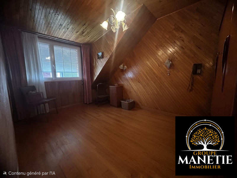 Maison - 103 m² - 8 pièces