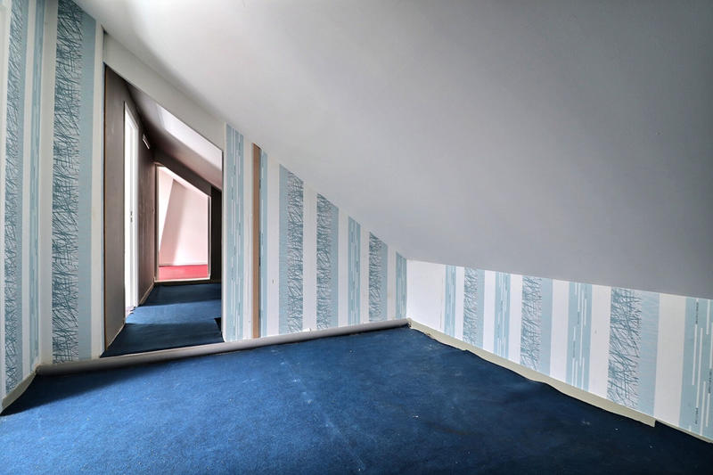 Maison - 97 m² - 8 pièces