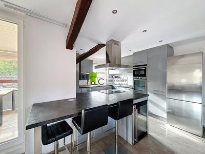 Appartement - 125 m² - 5 pièces