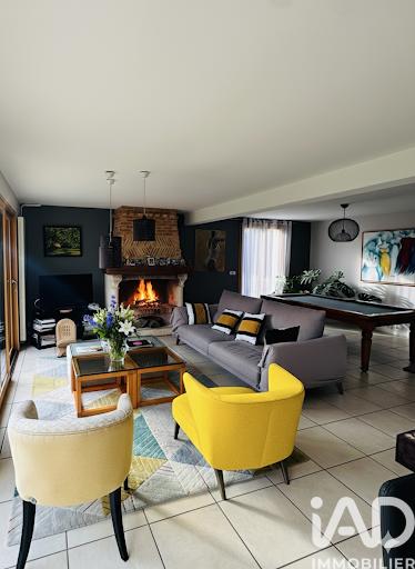 Maison - 170 m² - 5 pièces