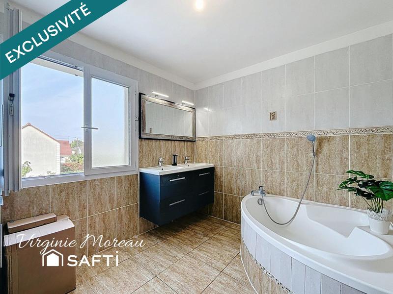 Maison - 151 m² - 7 pièces