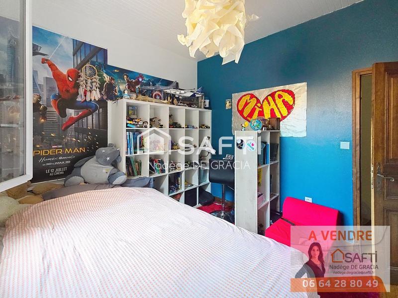 Maison - 180 m² - 6 pièces