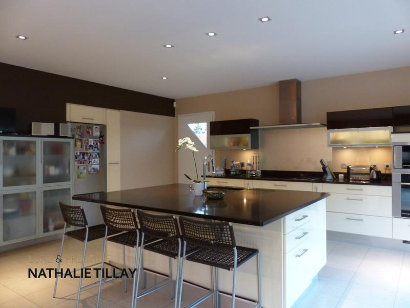 Maison - 231 m² - 6 pièces