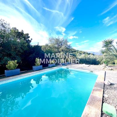 Villa - 97 m² - 6 pièces