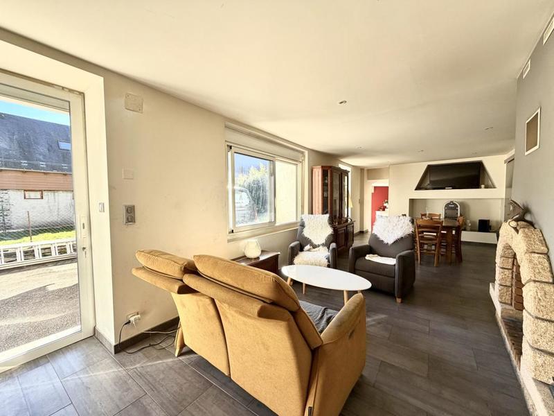 Maison - 175 m² - 8 pièces