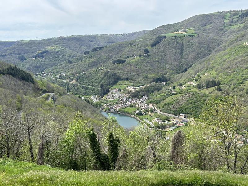 Grange - 300 m² - 2 pièces