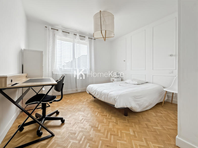 Maison - 211 m² - 6 pièces