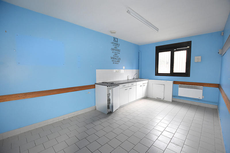 Local commercial - 1 002 m²