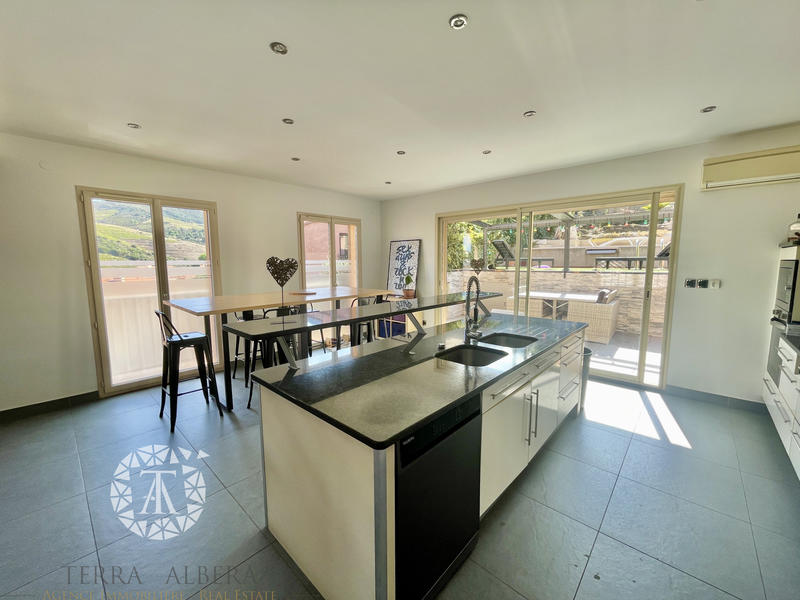 Villa - 190 m² - 5 pièces